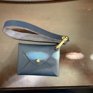 Avryn Co Pebbled Leather Wristlet Wallet Midnight Blue